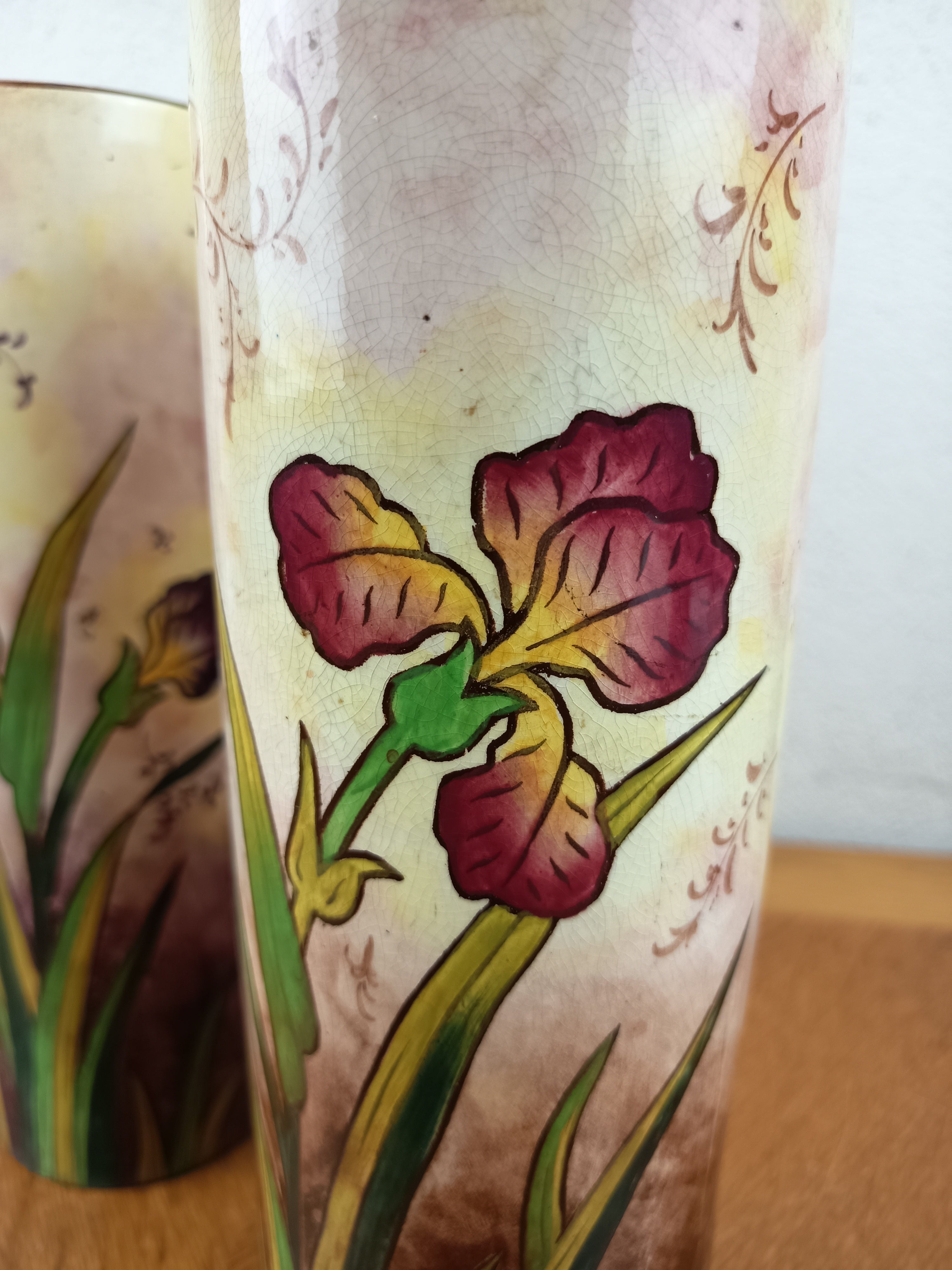 Paire de vases – Faïencerie de Fives-Lille – décor iris