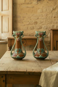 Paire de vases Art Nouveau en barbotine – décor fraises