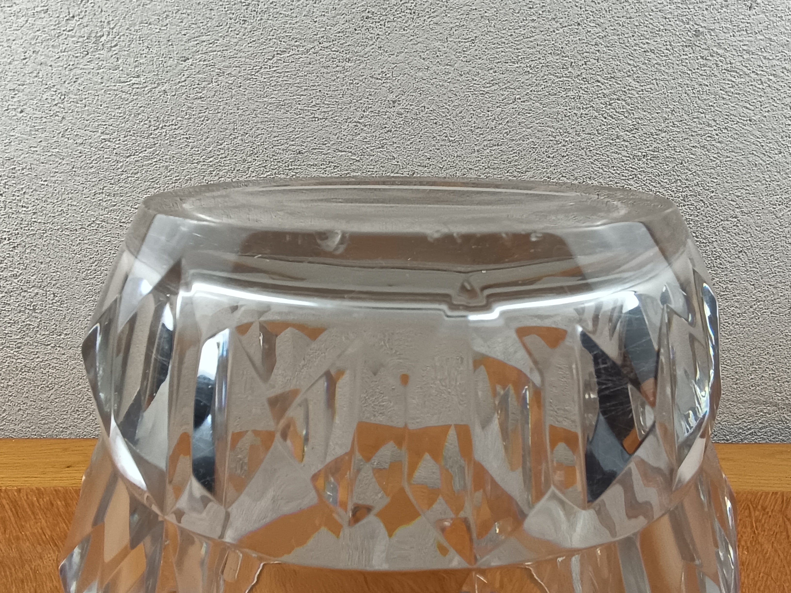 Baccarat grand vase taillé