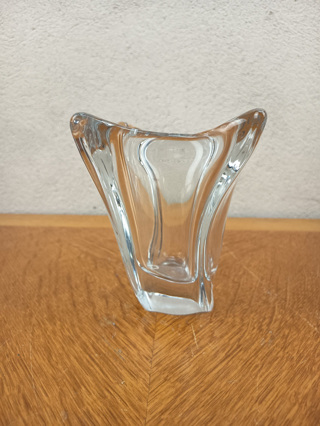 Vase en cristal signé Daum France – Design moderne – 14 cm