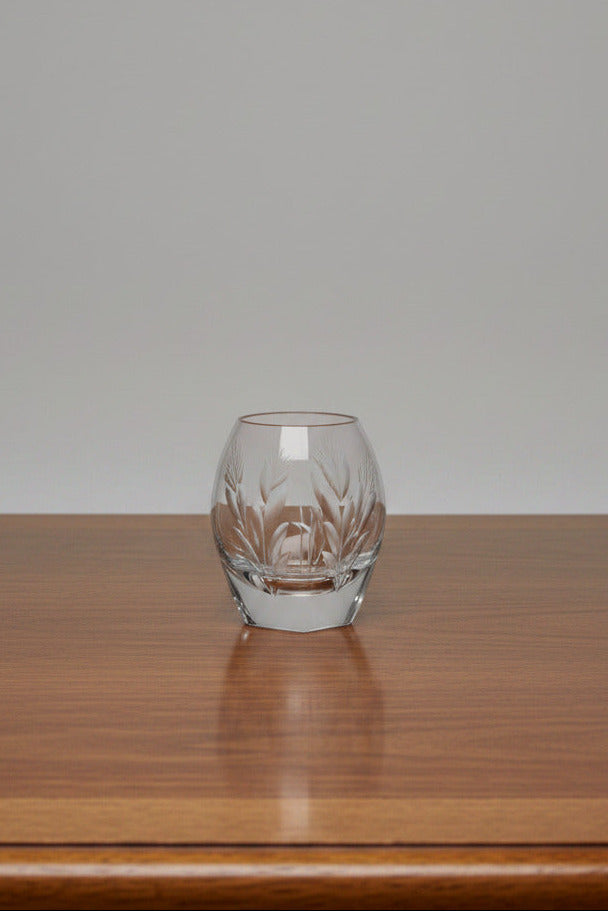 Petit vase Baccarat en cristal taillé