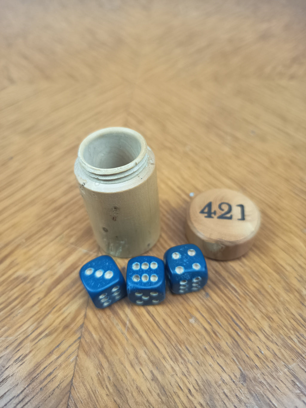 Jeu de voyage miniature « 421 » en bois avec sa boîte