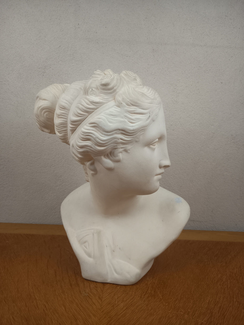 Buste Vénus Italique d’après Antonio Canova en terre cuite – 44 cm