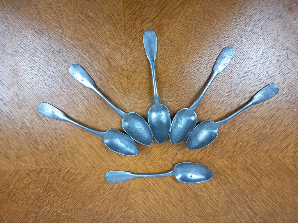 Lot de 6 cuillères à soupe anciennes en étain – XIXe siècle – 21 cm
