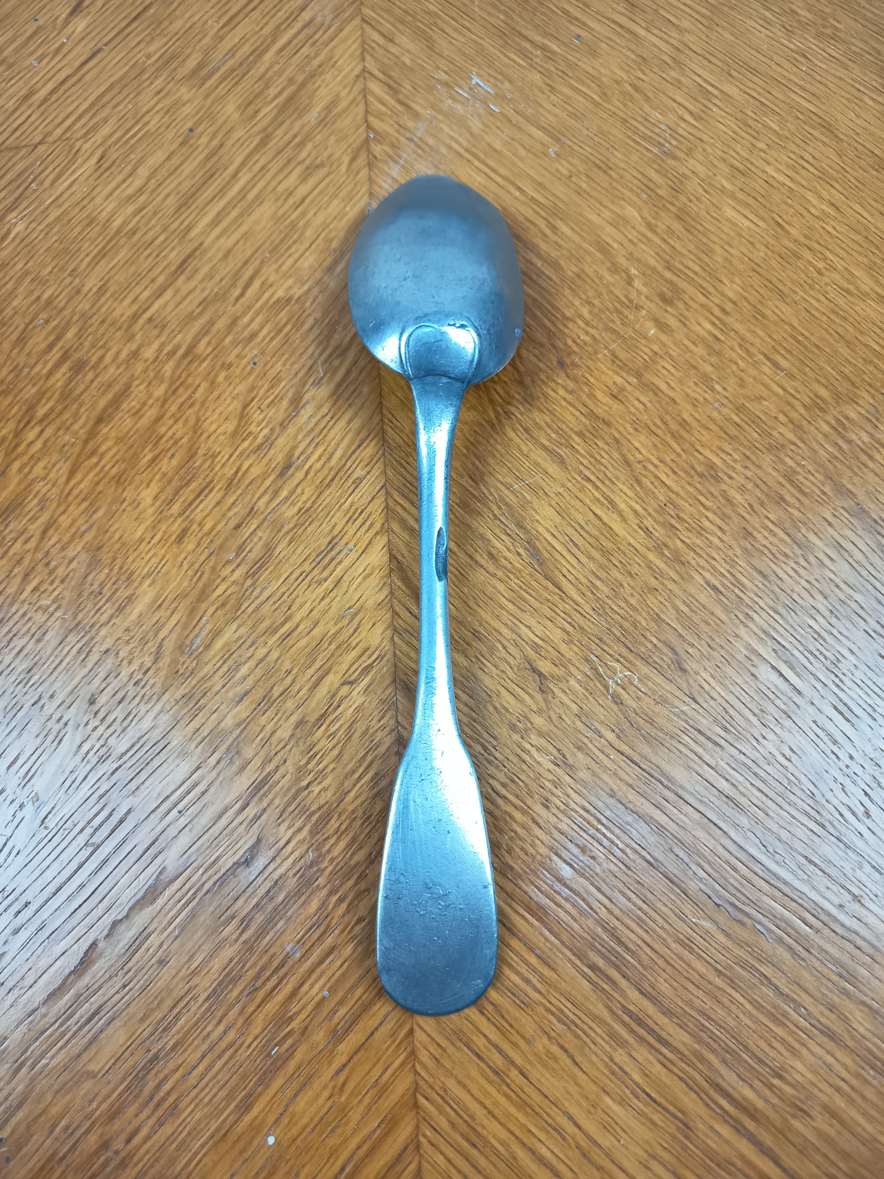 Lot de 6 cuillères à soupe anciennes en étain – XIXe siècle – 21 cm