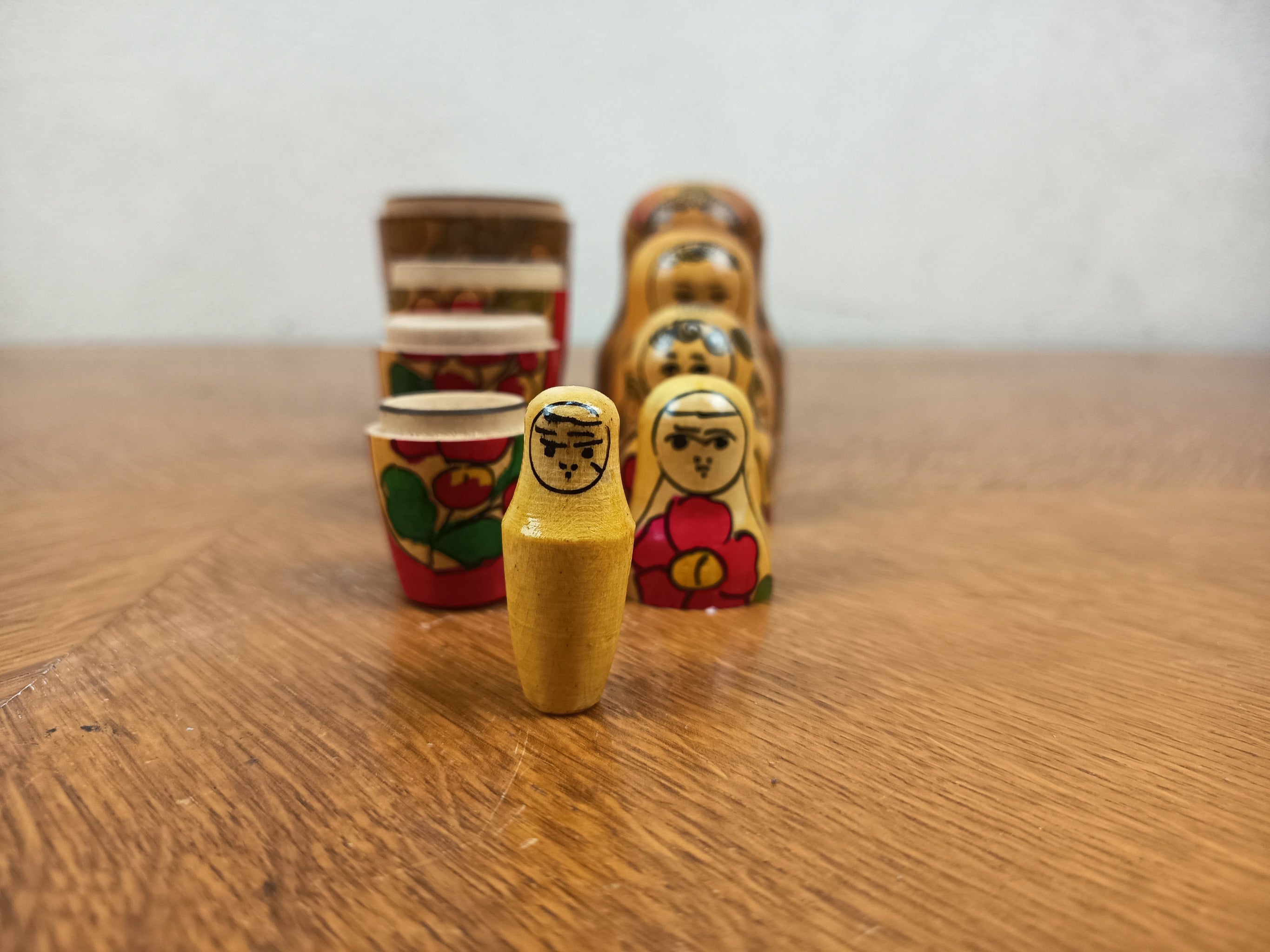 Poupée russe Matriochka ancienne en bois – 5 poupées – 16 cm