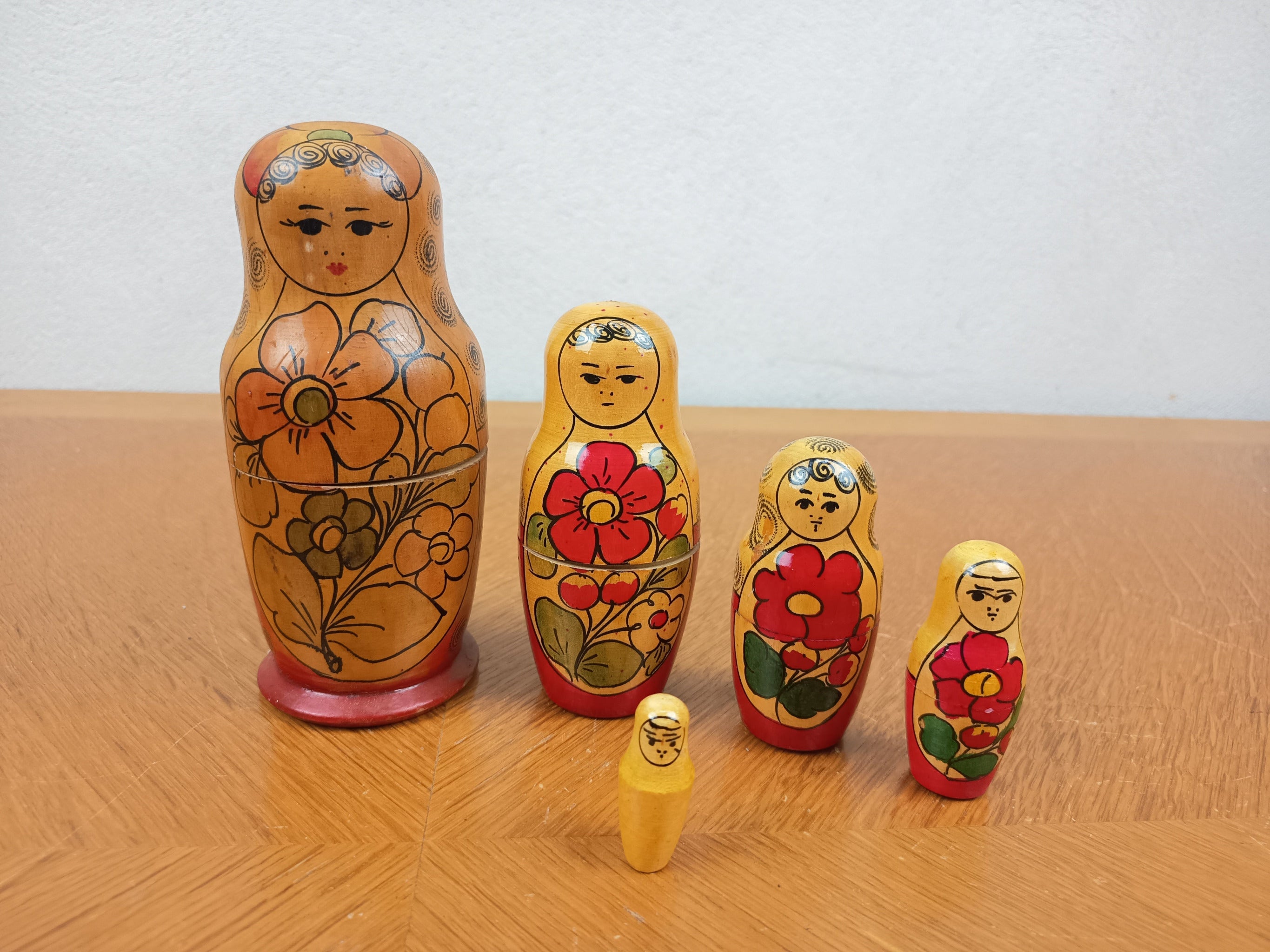 Poupée russe Matriochka ancienne en bois – 5 poupées – 16 cm