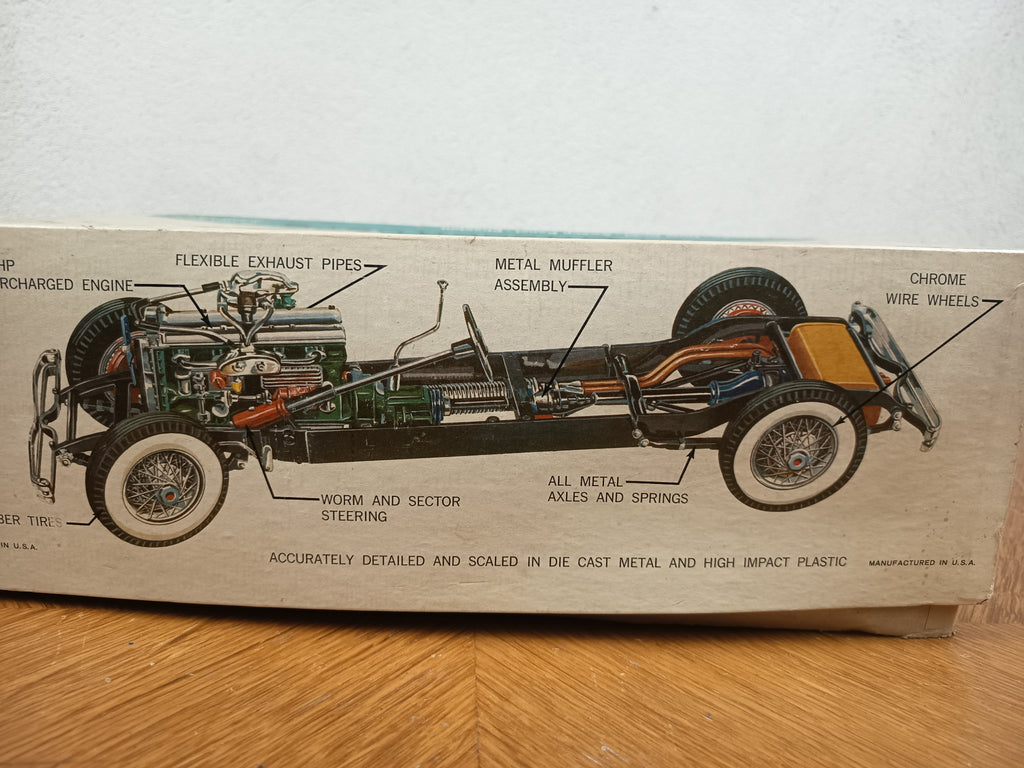 Maquette ancienne Classic Metal Kit Duesenberg SJ Hubley – complète jamais utilisée