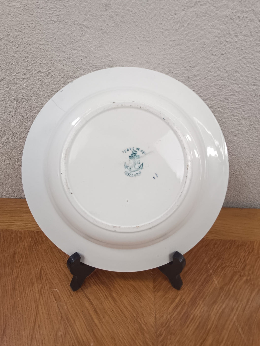 Assiette Creuse Terre de Fer Modèle Œillet – Manufacture LG