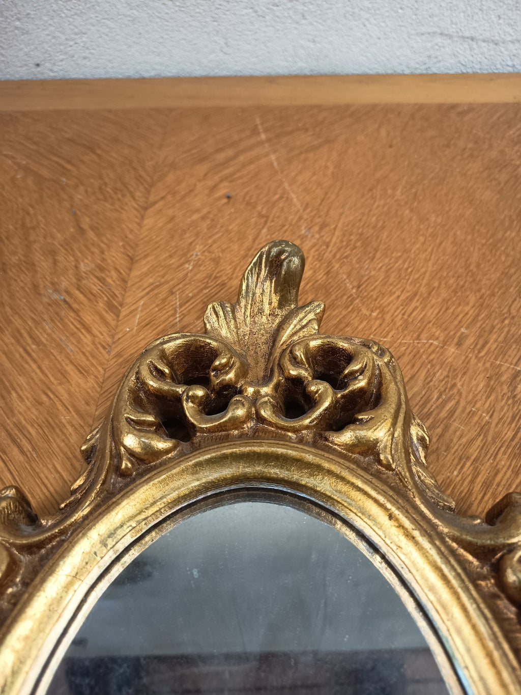 Miroir mural ancien doré en stuc – Style néoclassique – 34 cm