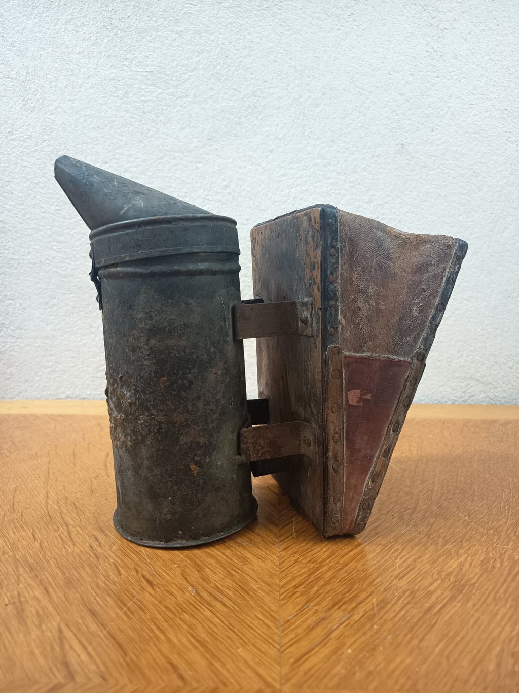 Enfumoir d’apiculteur ancien – Objet de métier 