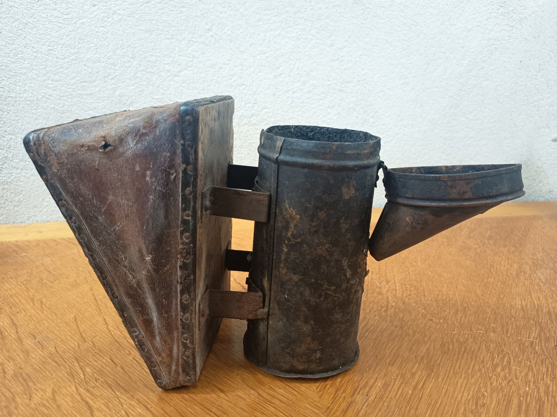 Enfumoir d’apiculteur ancien – Objet de métier 