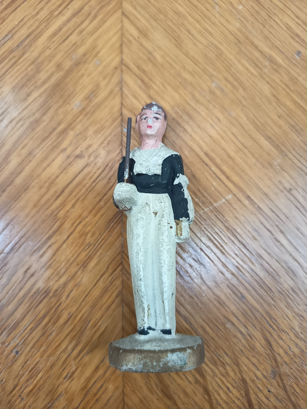 Petit personnage de communiant ancien – Figurine religieuse – 7,5 cm