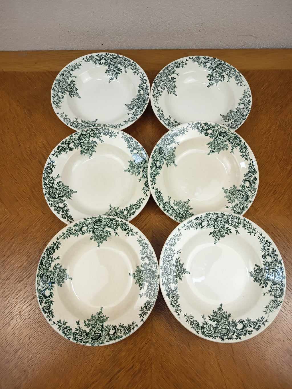 Lot de 6 assiettes creuses anciennes Terre de Fer – Modèle Louis XV – Hippolyte Boulenger Choisy-le-Roi