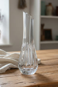 Soliflore Baccarat en cristal taillé – Signé sous la base – 16,5 cm