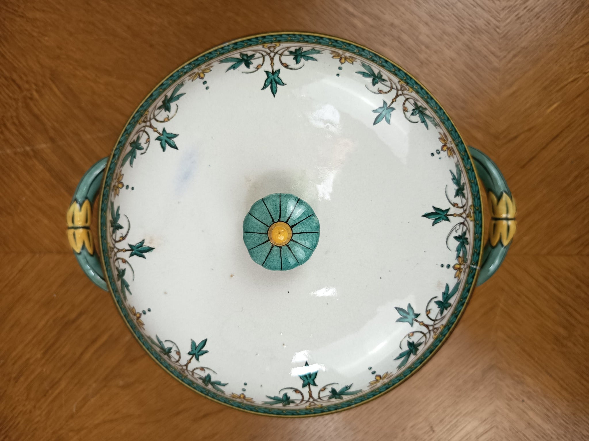 Soupière ancienne Art Nouveau Sarreguemines – Modèle Érable