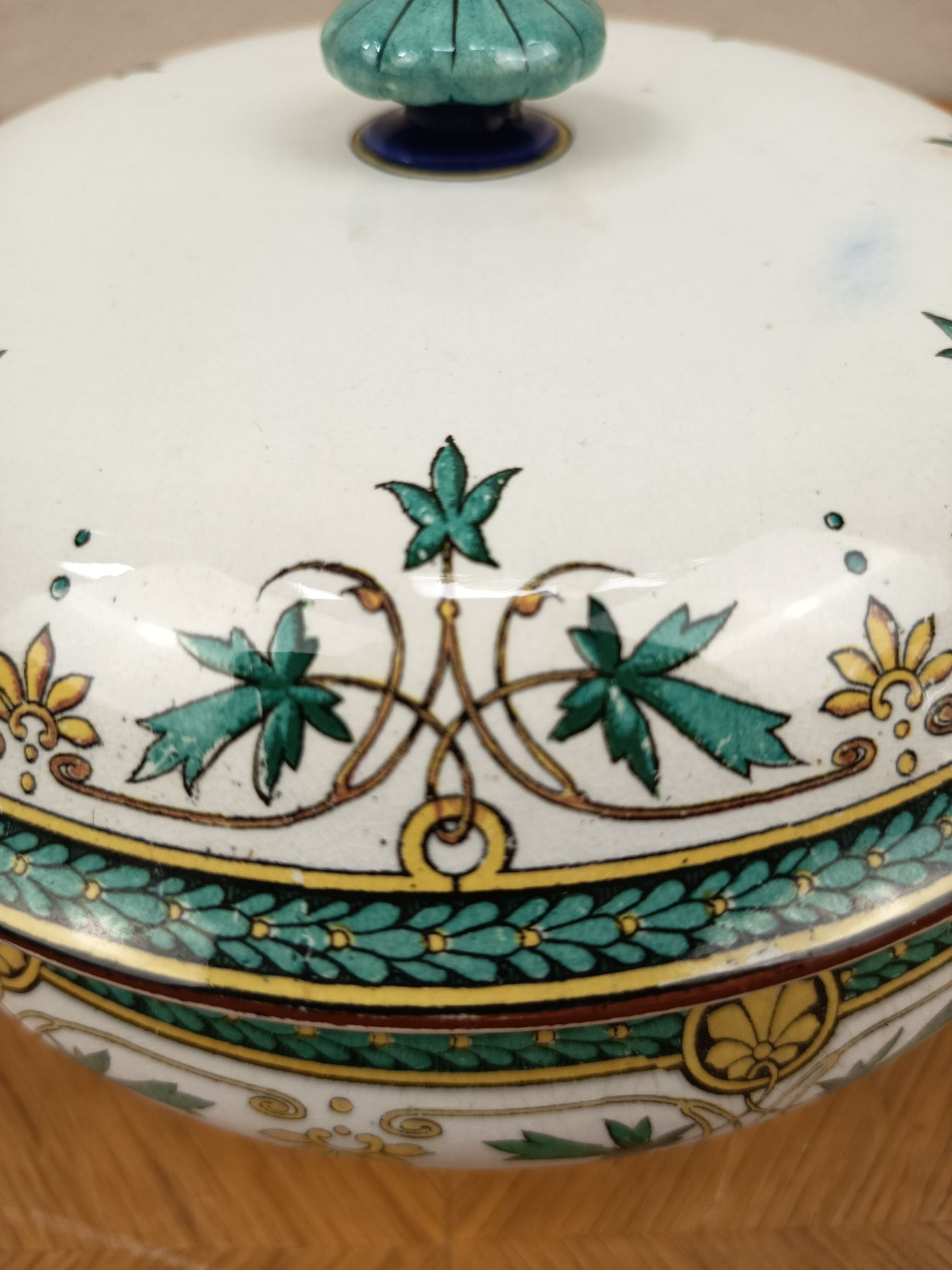 Soupière ancienne Art Nouveau Sarreguemines – Modèle Érable