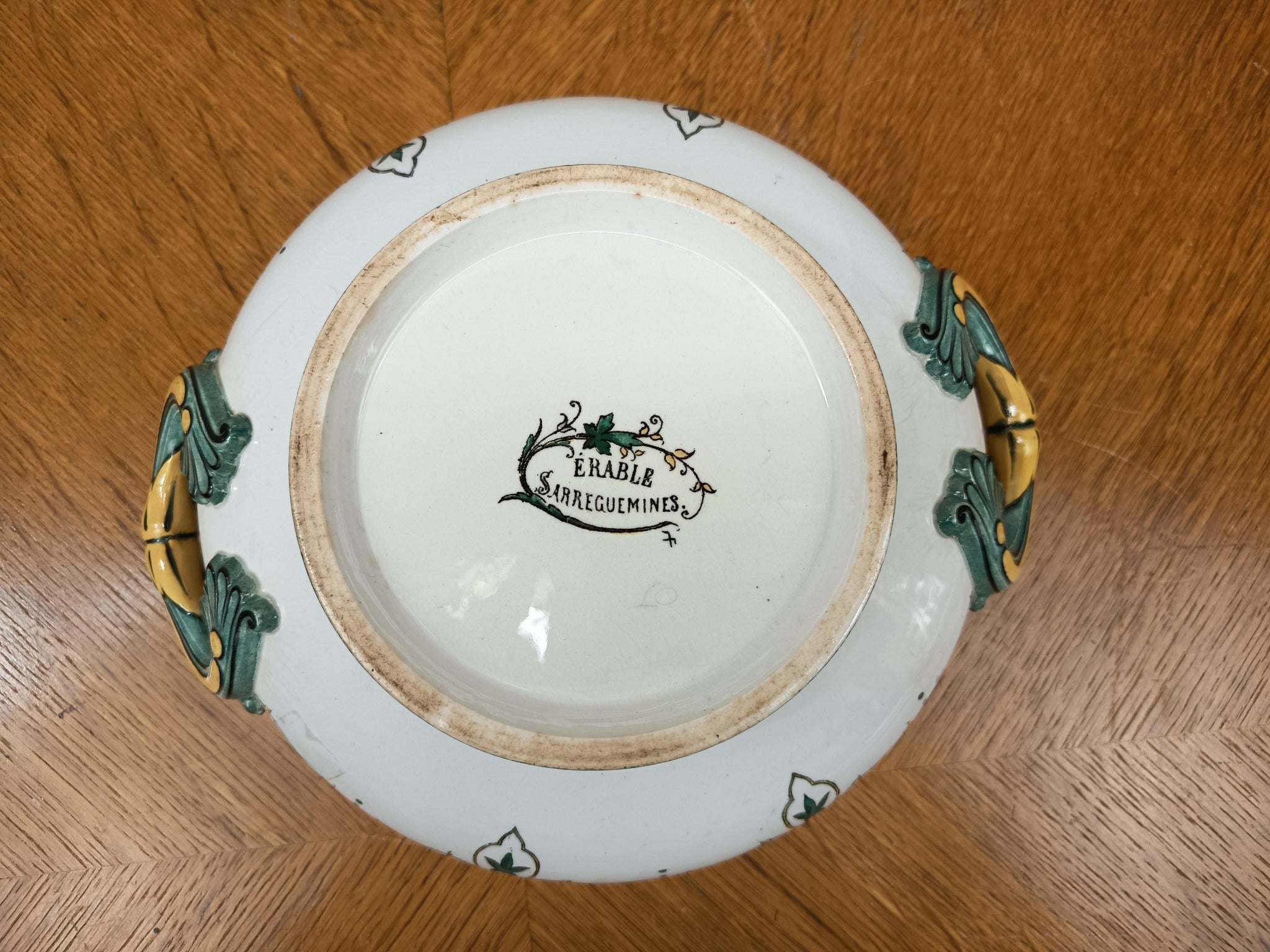 Soupière ancienne Art Nouveau Sarreguemines – Modèle Érable