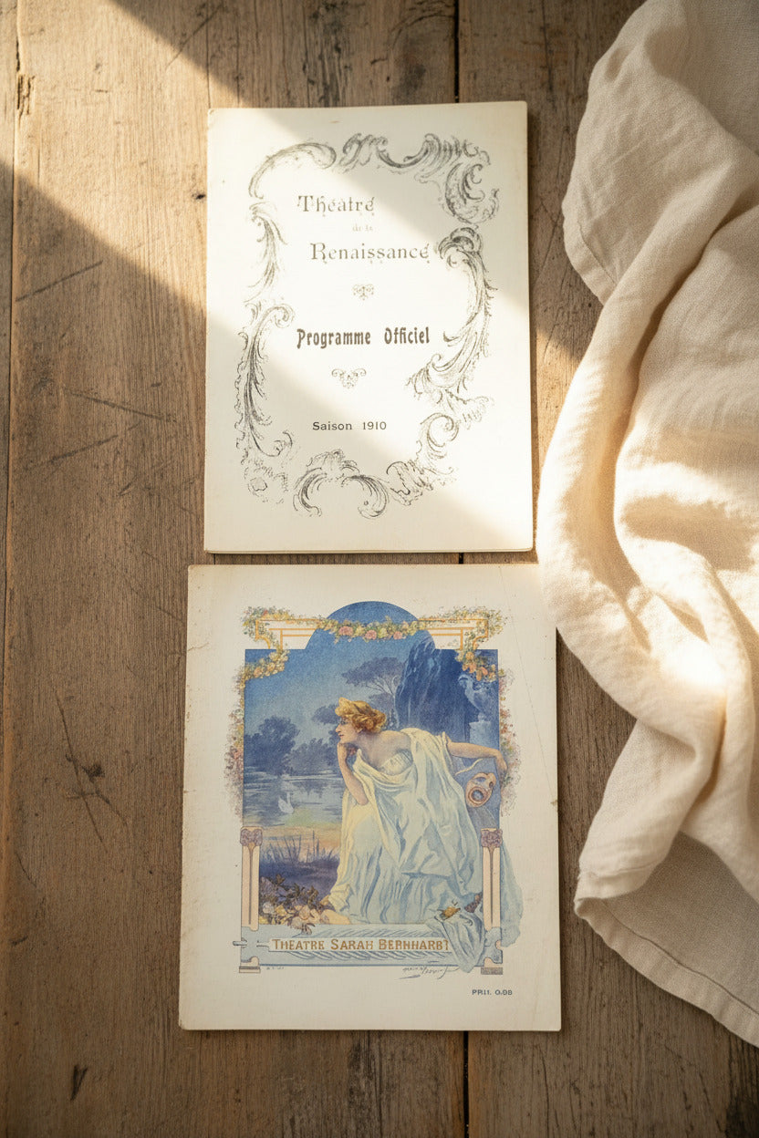 Lot de deux programmes de théâtre anciens, Théâtre Sarah-Bernhardt 1907 et Théâtre de la Renaissance 1910, documents papier de collection