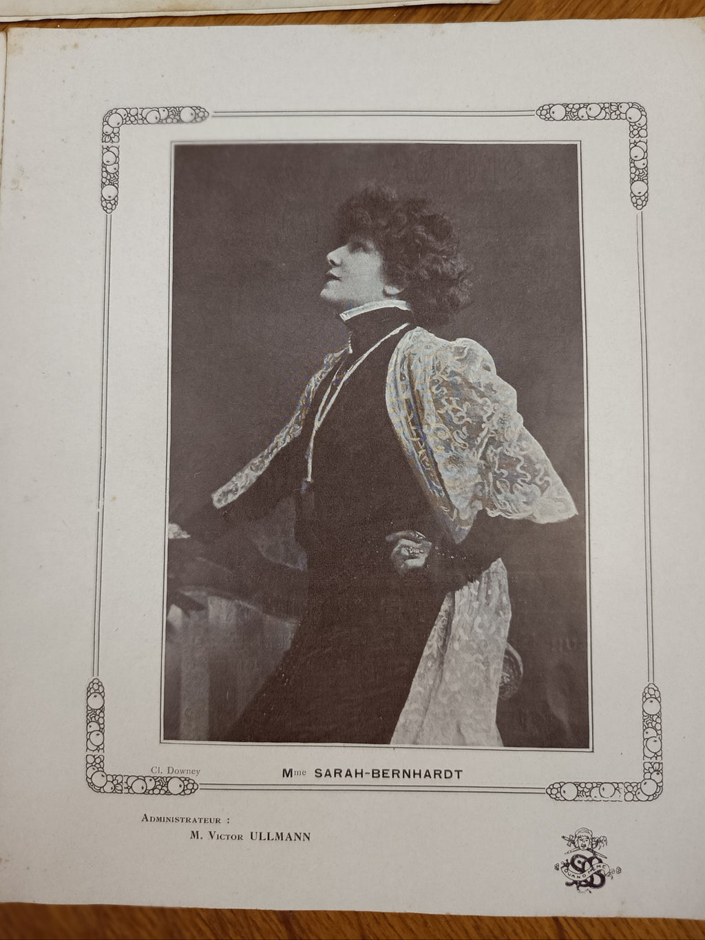Lot de deux programmes de théâtre anciens, Théâtre Sarah-Bernhardt 1907 et Théâtre de la Renaissance 1910, documents papier de collection