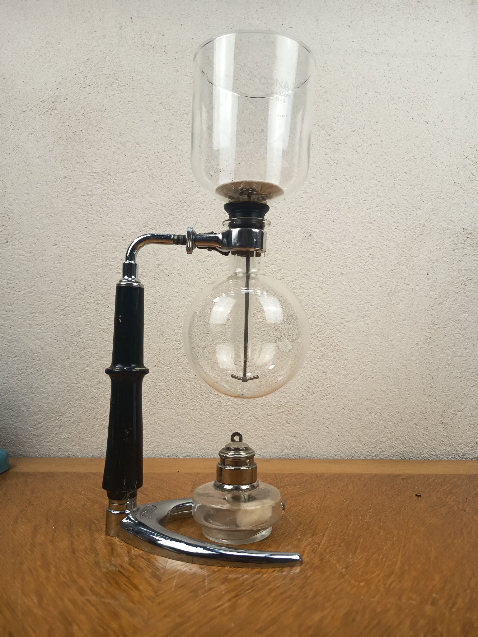 Ancienne cafetière à dépression CONA n°2 en verre Pyrex – Hauteur 37 cm