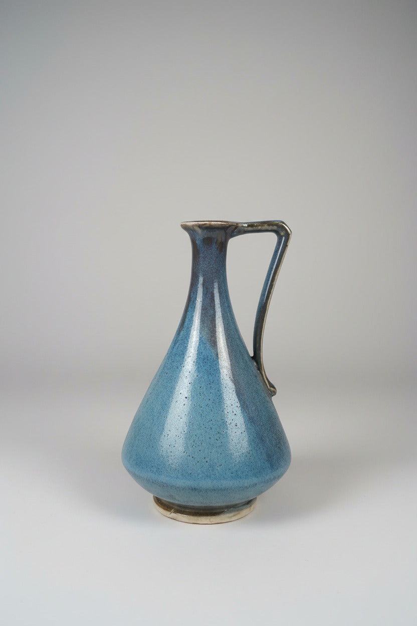 Pichet ancien Fournier-Demars en céramique émaillée bleue et verte
