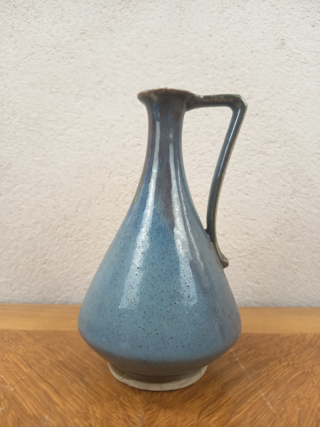 Pichet ancien Fournier-Demars en céramique émaillée bleue et verte