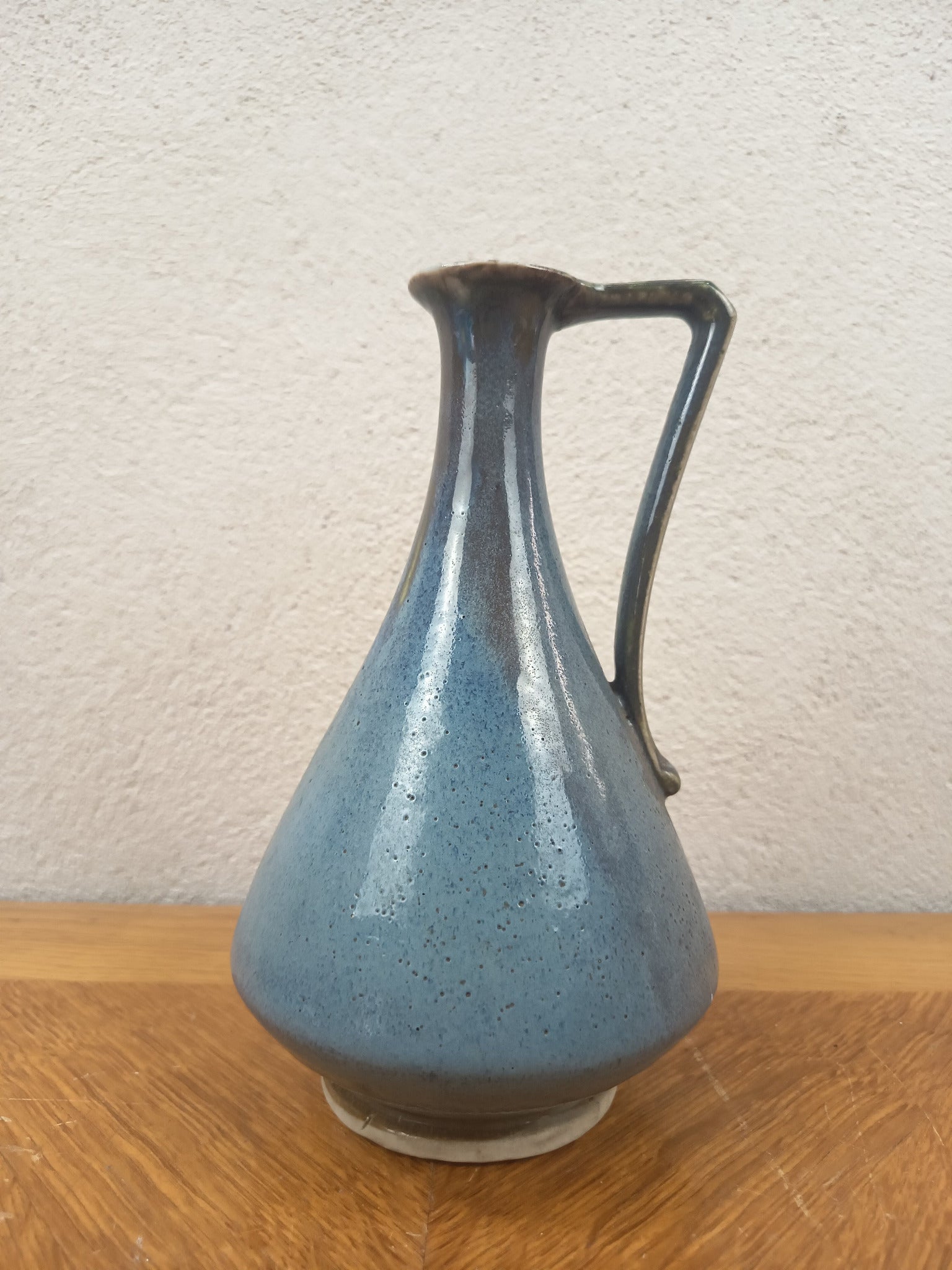 Pichet ancien Fournier-Demars en céramique émaillée bleue et verte