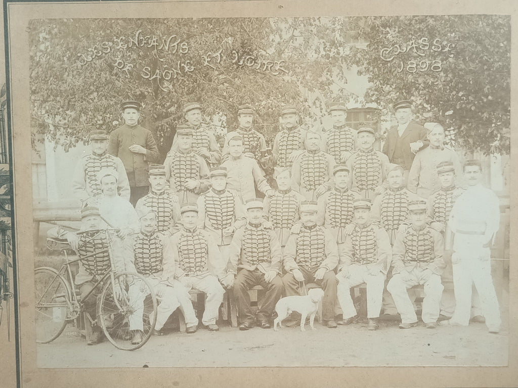Photographie militaire ancienne encadrée des Enfants de Saône-et-Loire classe 1898