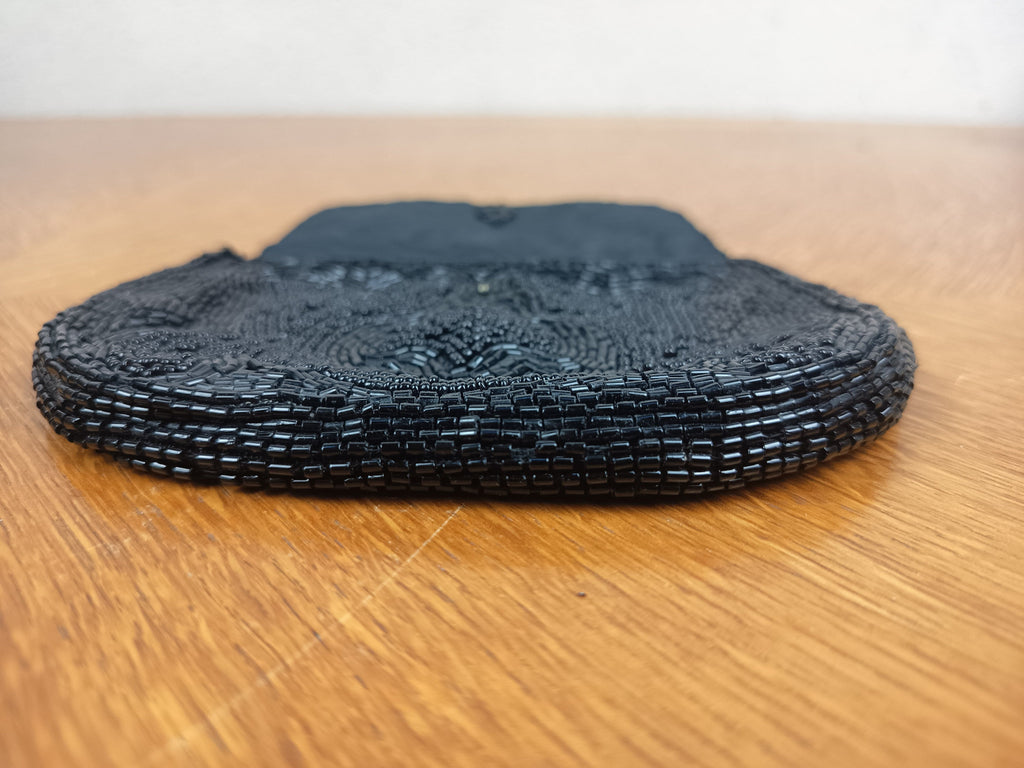 Pochette ancienne perles de verre noires 1930-1940