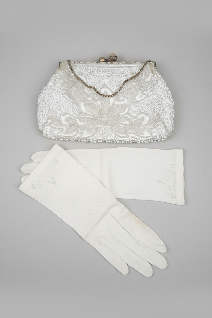 Sac perlé et gants blancs vintage – Années 1950