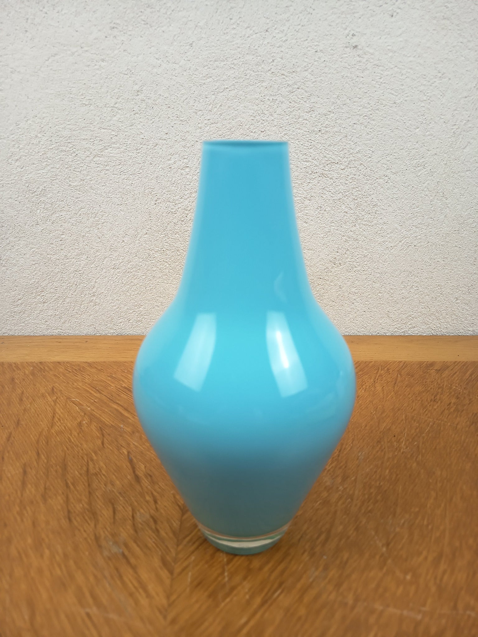 Vase vintage en opaline bleu turquoise des années 60-70, forme goutte en verre opalin et transparent