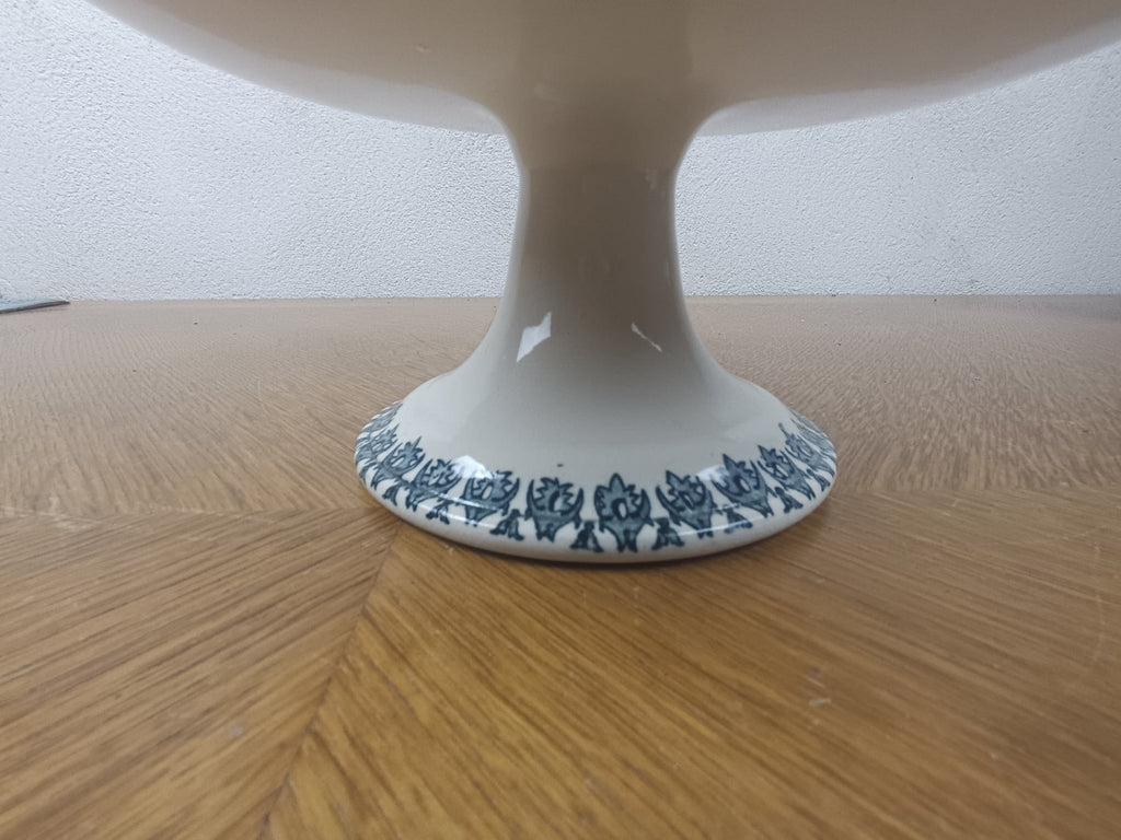 Grand compotier ancien Boulenger en Terre de Fer modèle Lyonnais décoré d’oiseaux bleu-vert