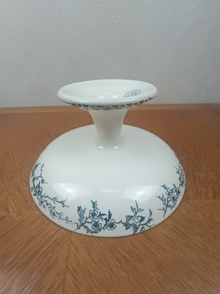Grand compotier ancien Boulenger en Terre de Fer modèle Lyonnais décoré d’oiseaux bleu-vert