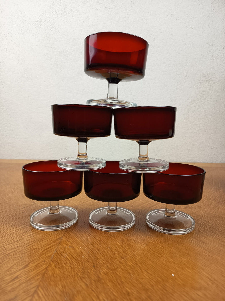 Coupe à champagne vintage Luminarc Suède Rubis sur pied transparent