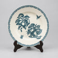 Assiette ancienne Choisy-le-Roi au décor bleu de fruits et insectes