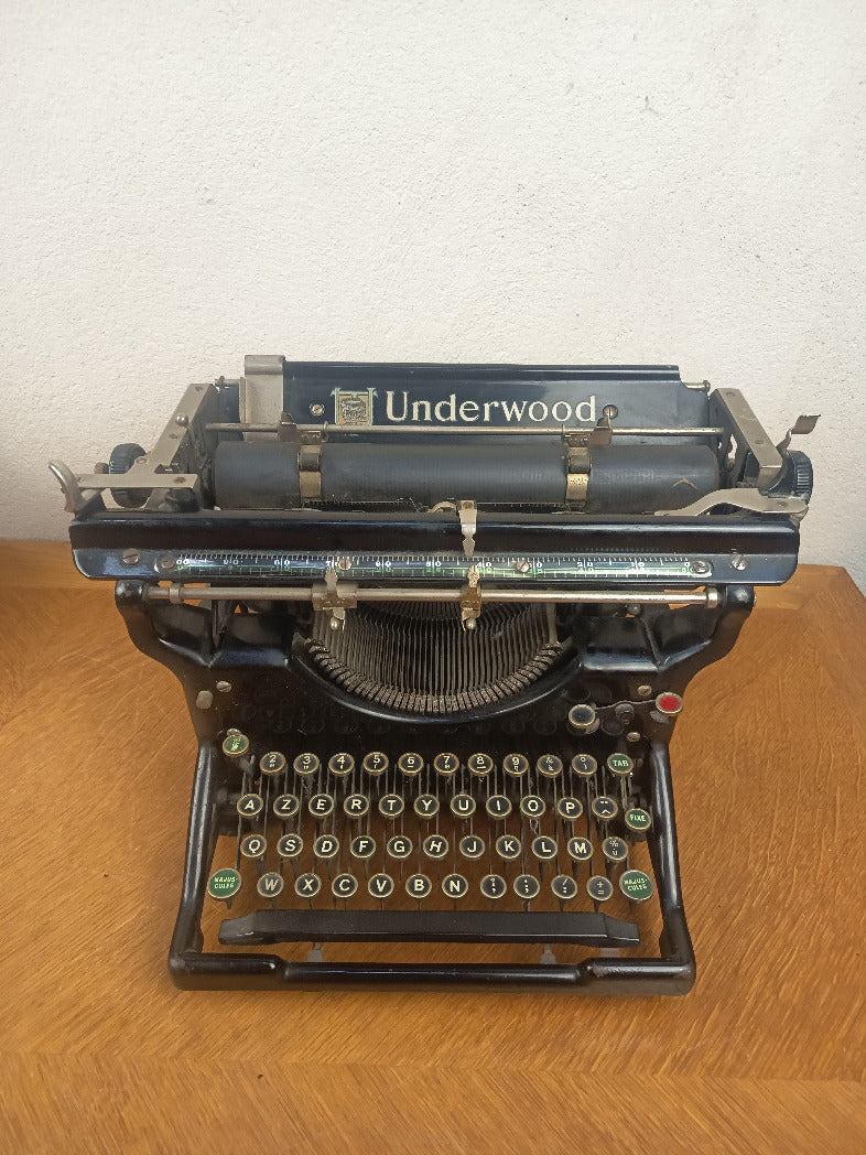 Ancienne machine à écrire Underwood n°5 noire avec clavier AZERTY