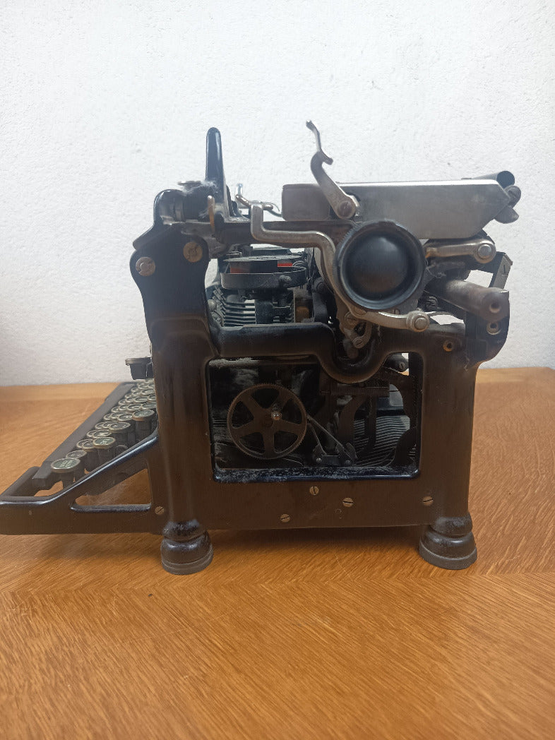 Ancienne machine à écrire Underwood n°5 noire avec clavier AZERTY