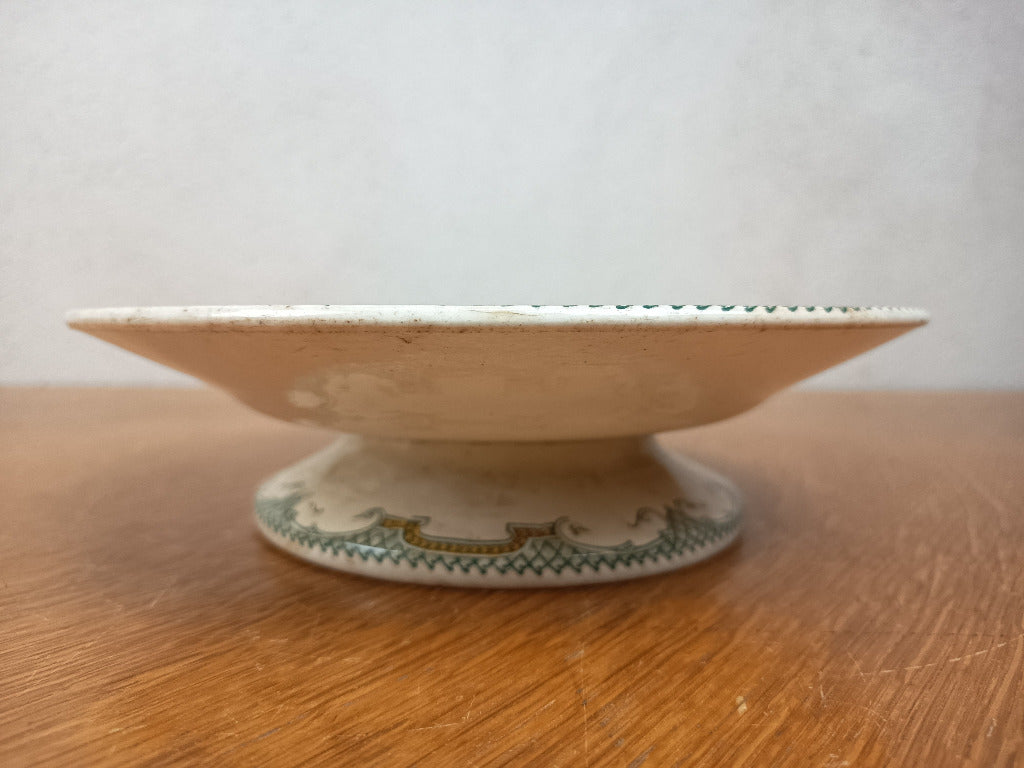 Compotier ancien Boulenger Arago en terre de fer polychrome, cartouches bleus et roses jaunes et rouges, diamètre 22 cm et hauteur 6 cm